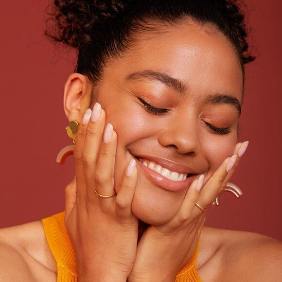 Doucce Face & Contour Palette - Picture 3 of 12